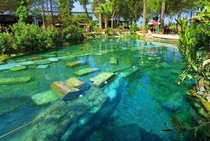 Cleopatra Pool Pamukkale, Kolam Antik Yang Bersejarah di Turki