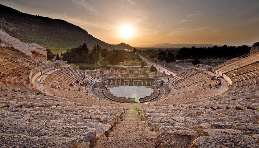 Grand Theatre Ephesus Turki, Struktur Paling Megah di Kota Kuno Efesus